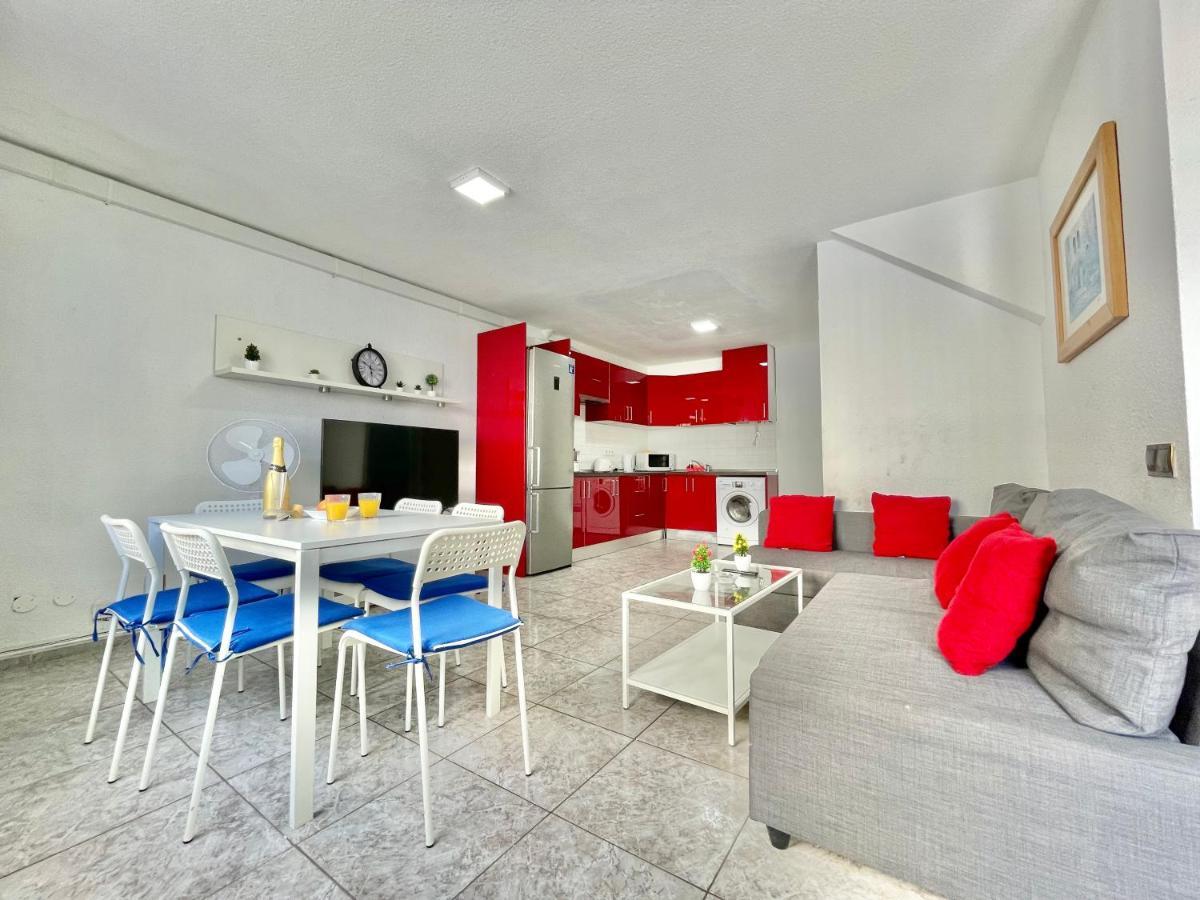 Relax Beach House Puerto de Santiago  Buitenkant foto