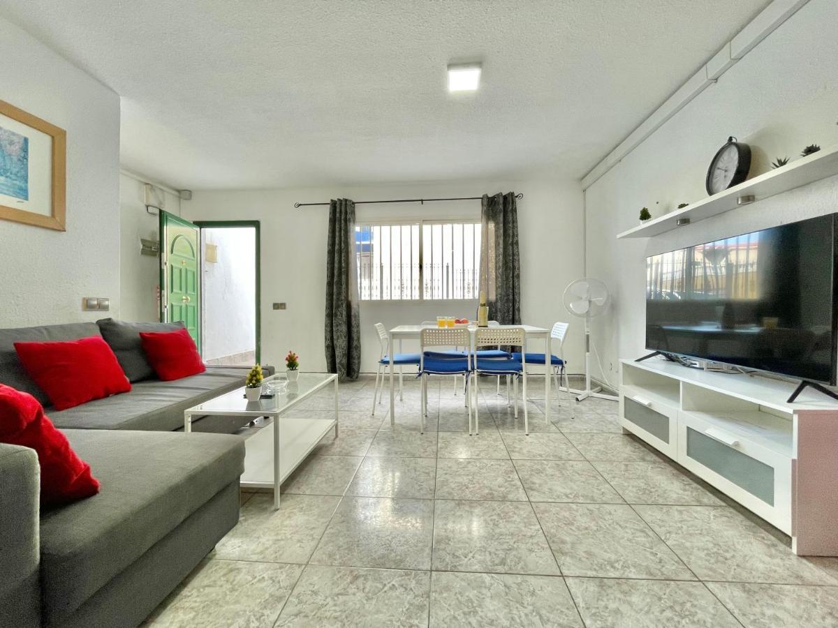 Relax Beach House Puerto de Santiago  Buitenkant foto