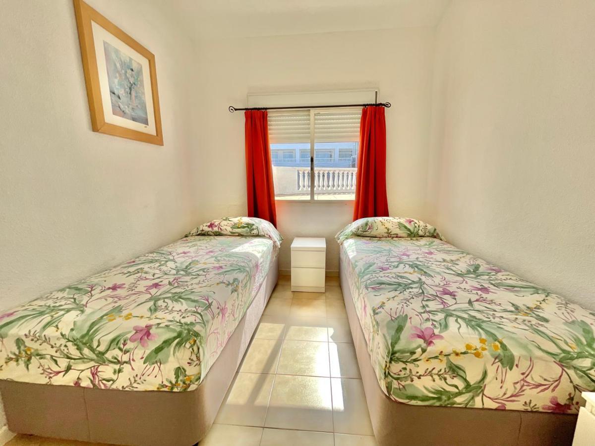 Relax Beach House Puerto de Santiago  Buitenkant foto
