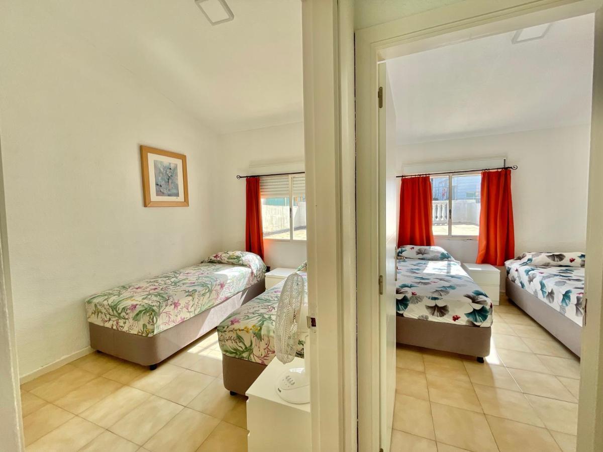 Relax Beach House Puerto de Santiago  Buitenkant foto