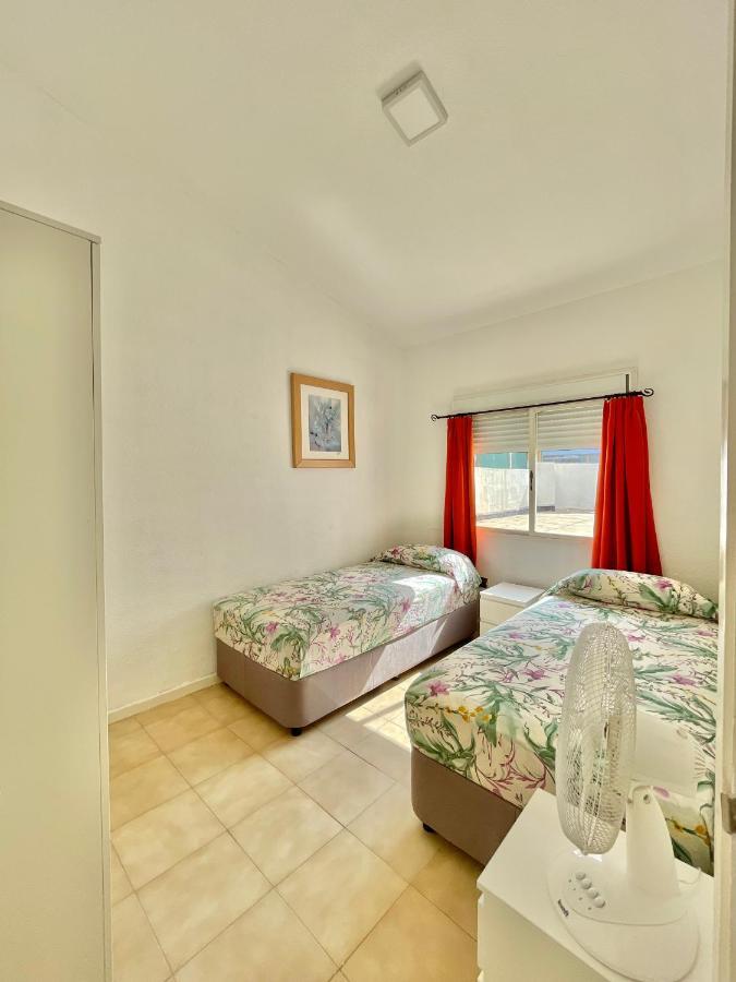 Relax Beach House Puerto de Santiago  Buitenkant foto
